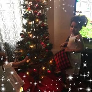 Meet your Posher, Loraine